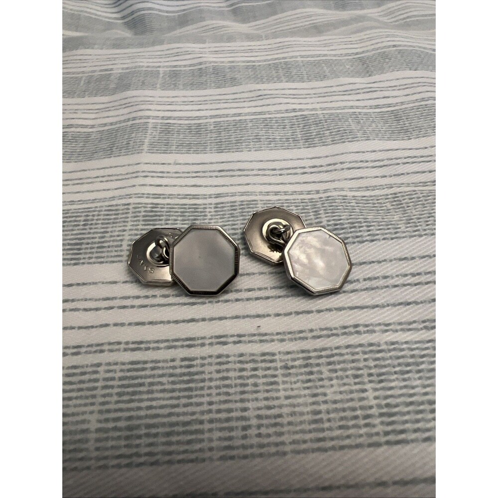Vintage Cufflinks Cuff Links Silver Tone Pearl Color Center Design L#33 Swank